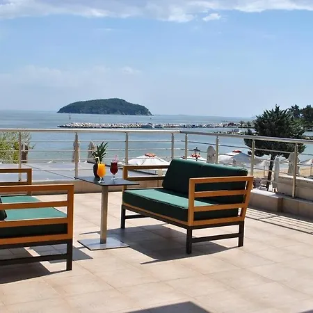Blue Sea Horizon Holiday home